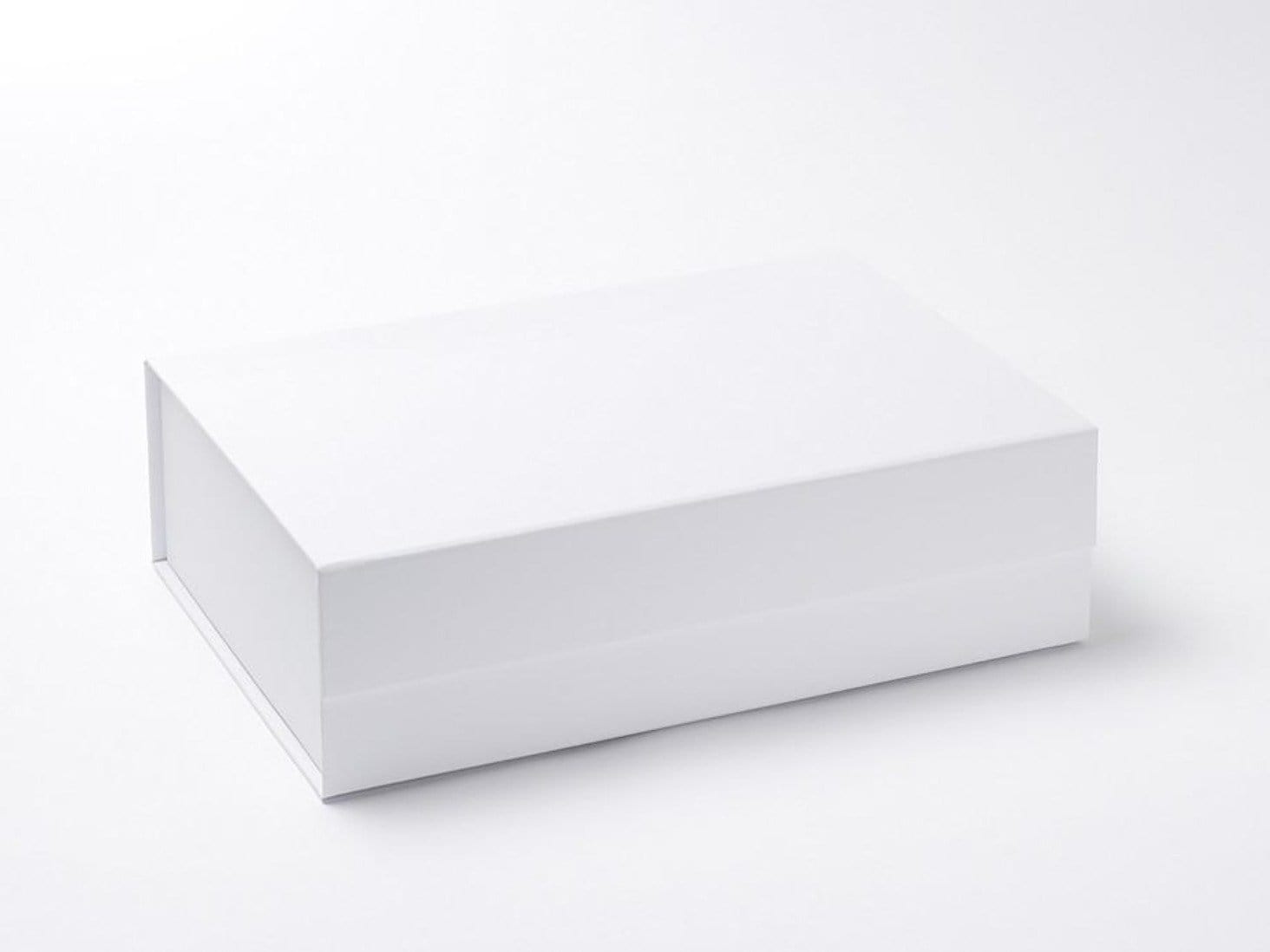 White A4 Deep Folding Snap Shut Gift Box without Ribbon