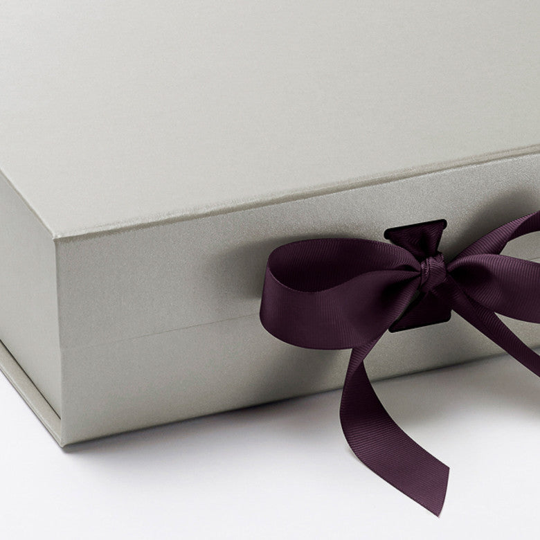 Foldabox UK Pearl Silver Gift Box with Changeable Ribbon