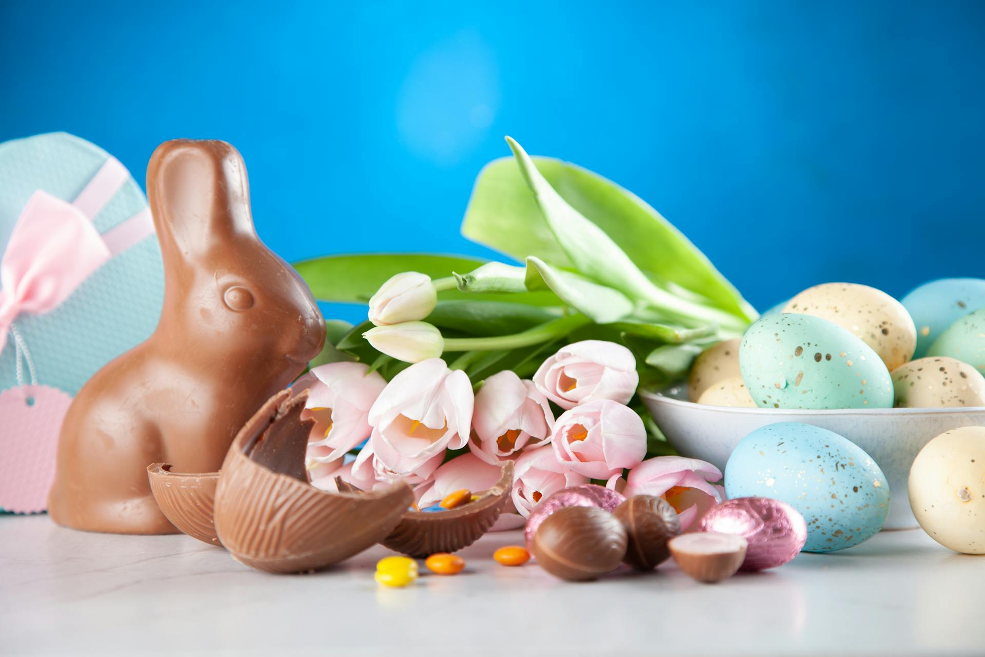 Elevate your chocolate sales this Easter through personalised packaging