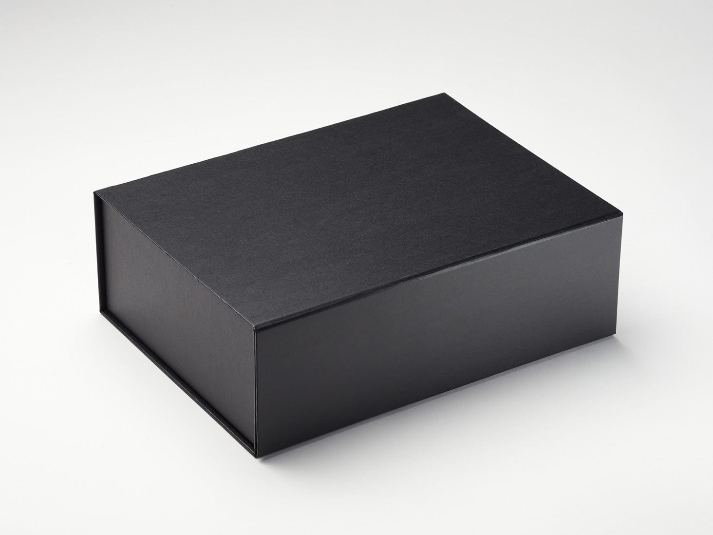 Black A4 No Magnets and No Ribbon Gift Box