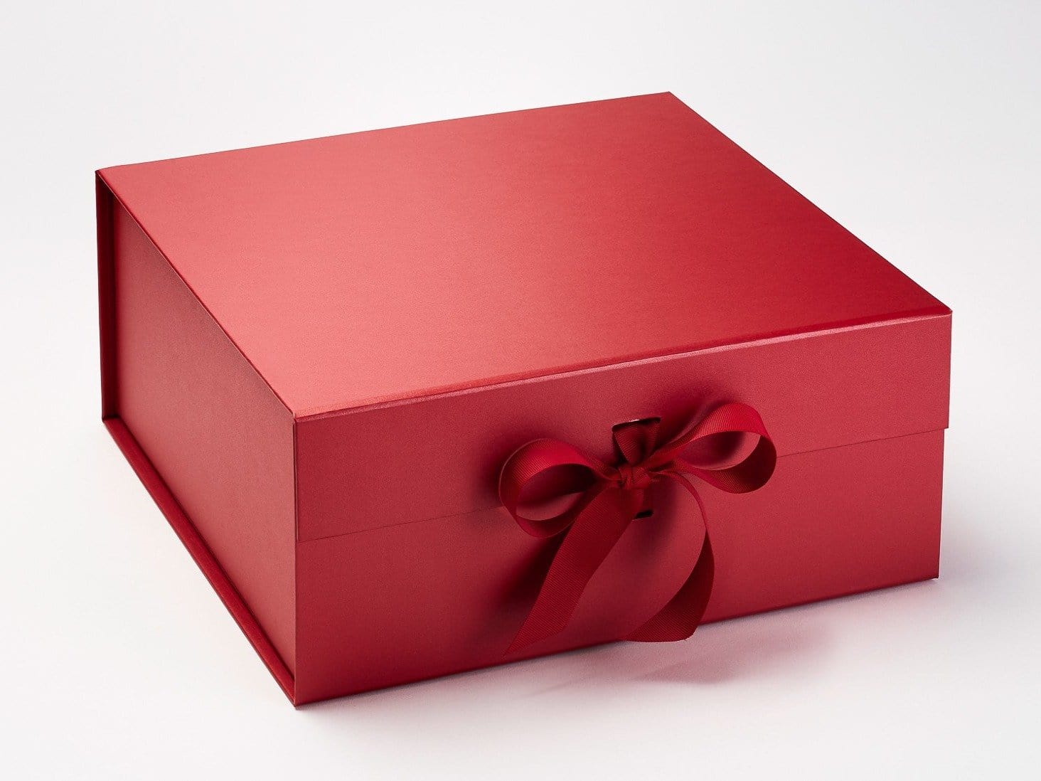 Red XL Deep Luxury Folding Gift Box with Changeable Ribbon