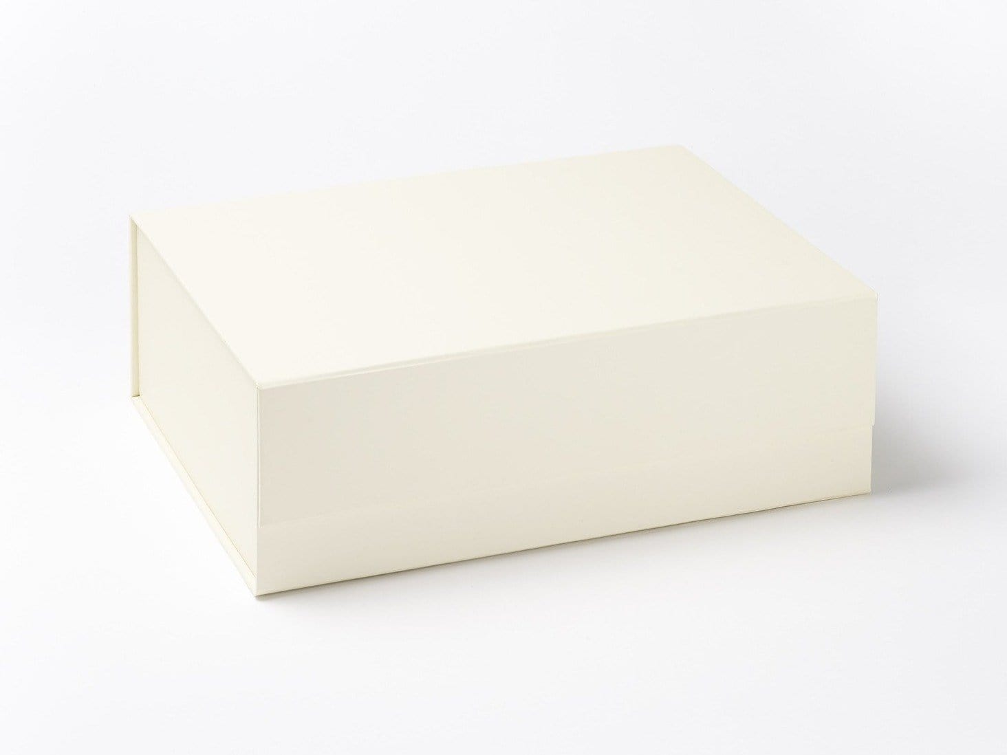  A4 Ivory Wedding Keepsake Gift Hamper Box Assembled