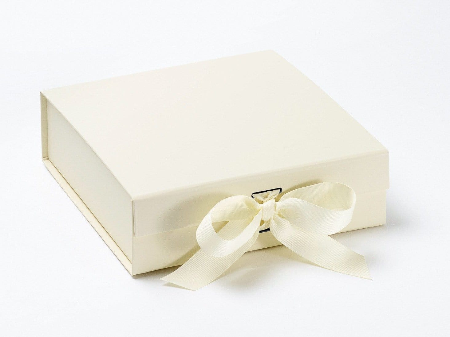 Ivory Medium Gift Box Sample with changeable ribbon