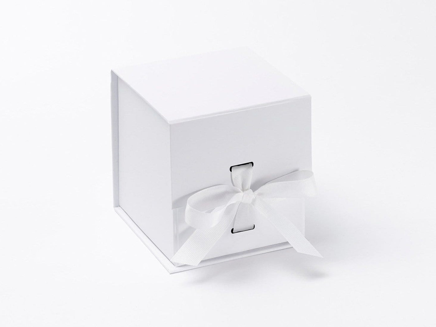 Wholesale White Luxury Gift Boxes for Wedding Keepsake Boxes Foldabox